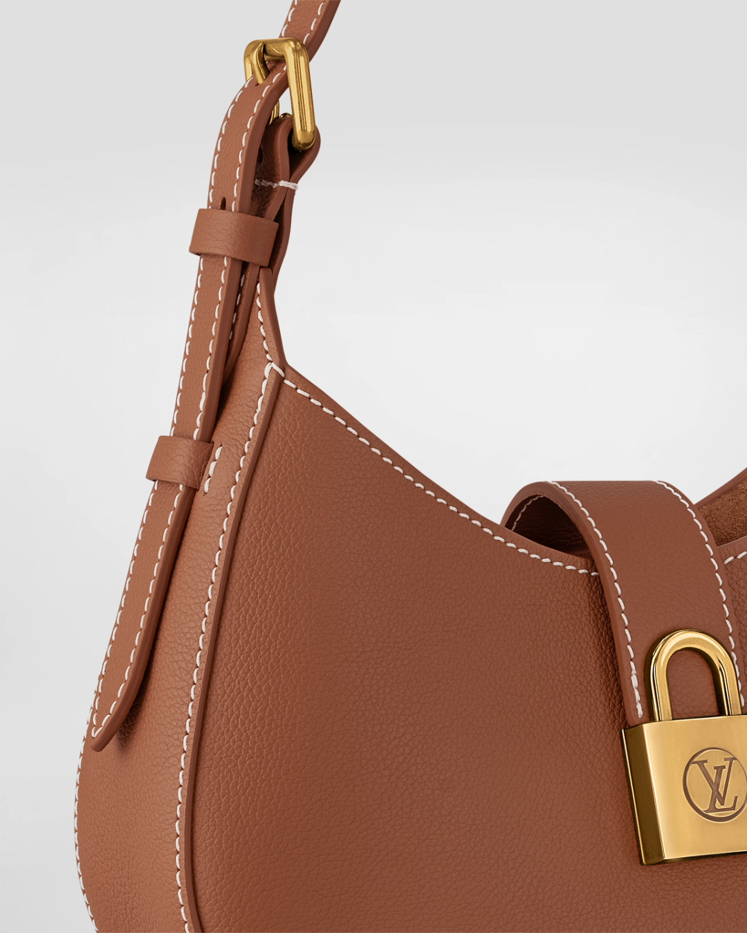 Sac Low Key Shoulder Bag | Louis Vuitton